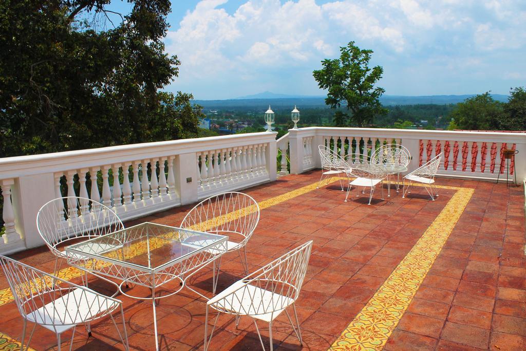 Paradores Del Castillo Taal Zewnętrze zdjęcie